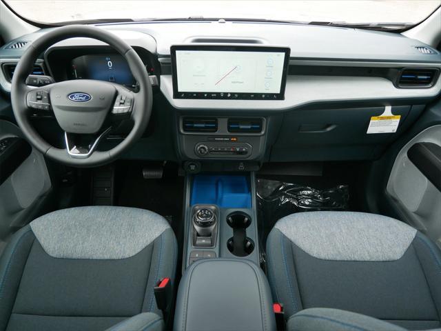 Photo of 2025 Shadow Black Ford Maverick