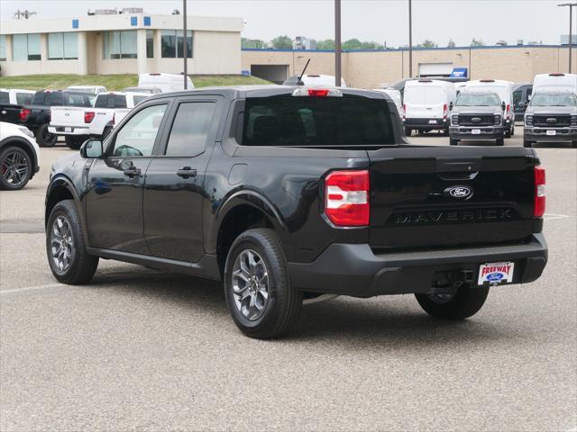 Photo of 2025 Shadow Black Ford Maverick