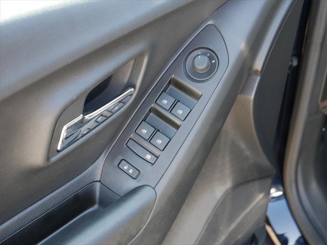 Photo of 2022 Midnight Blue Metallic Chevrolet Trax
