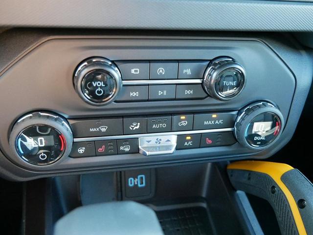 Photo of 2024 Oxford White Ford Bronco