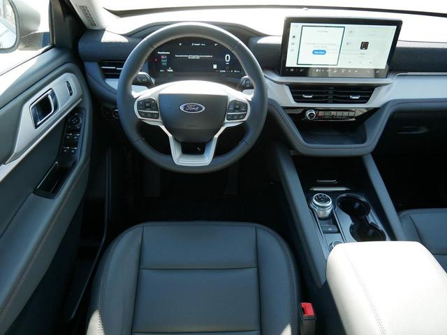 Photo of 2025 Agate Black Metallic Ford Explorer