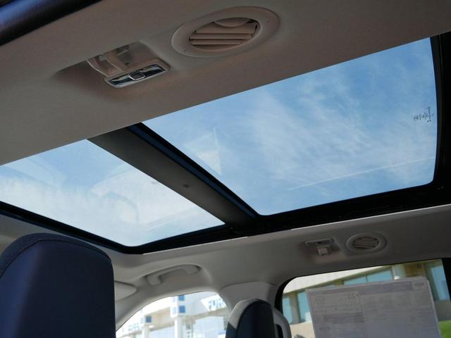 Photo of 2025 Agate Black Metallic Ford Explorer