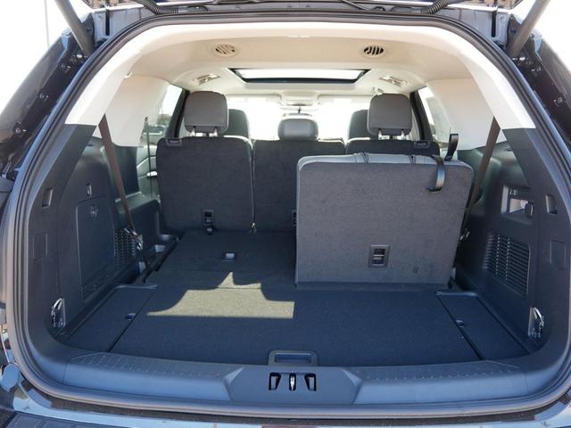 Photo of 2025 Agate Black Metallic Ford Explorer