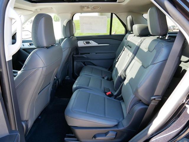 Photo of 2025 Agate Black Metallic Ford Explorer