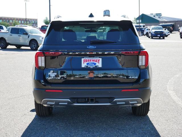 Photo of 2025 Agate Black Metallic Ford Explorer