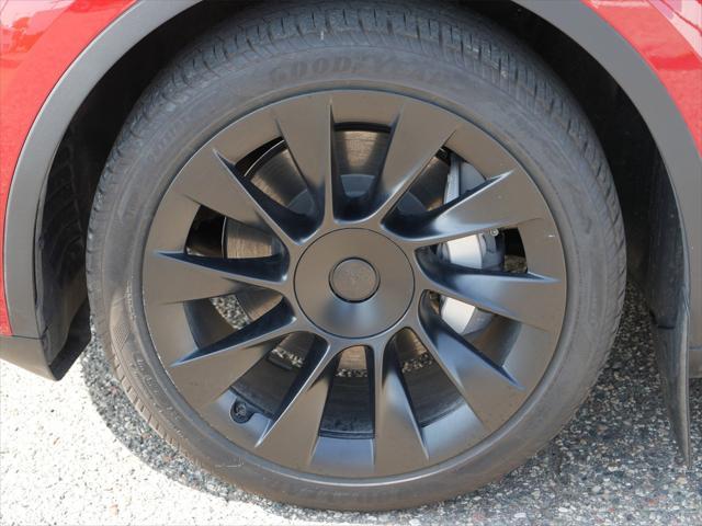 Photo of 2023 Red Multi-Coat Tesla Model Y