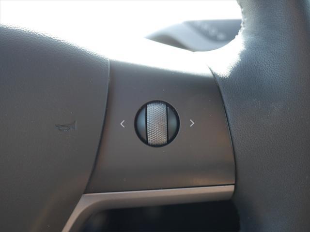 Photo of 2023 Red Multi-Coat Tesla Model Y