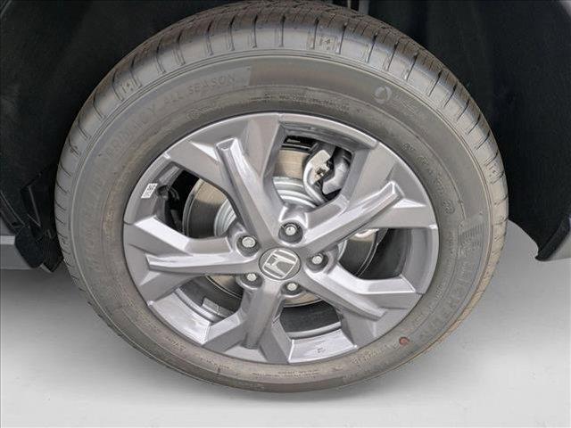 Photo of 2026 Platinum White Pearl Honda HR-V