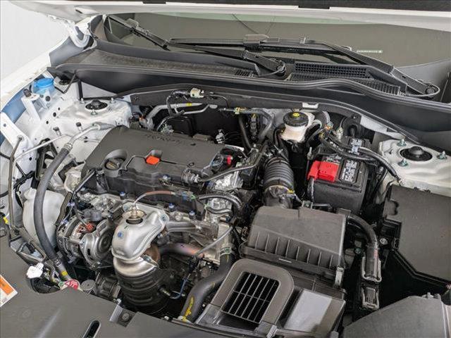 Photo of 2026 Platinum White Pearl Honda HR-V