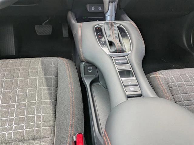 Photo of 2026 Platinum White Pearl Honda HR-V
