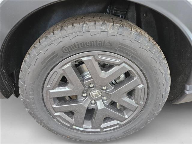 Photo of 2026 Platinum White Pearl Honda CR-V Hybrid