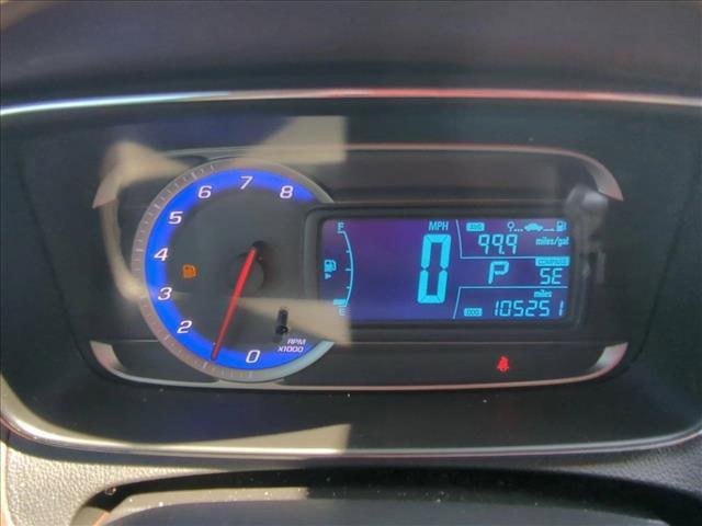 Photo of 2015 White Pearl Tricoat Chevrolet Trax