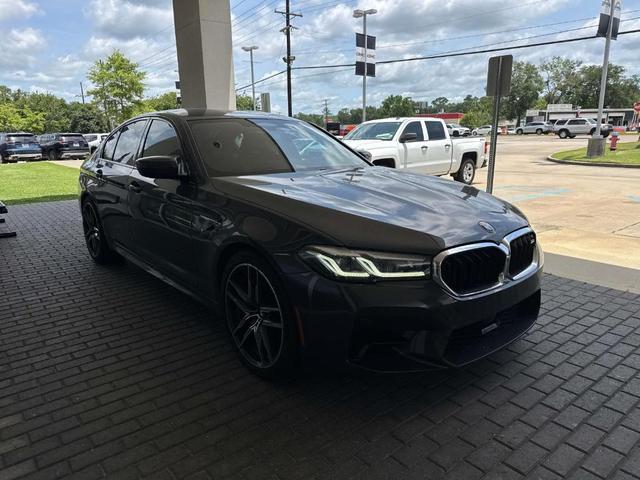 2022 BMW M5