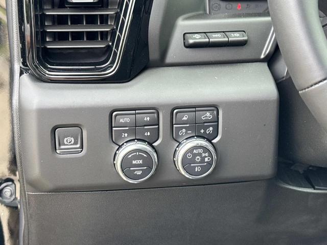 Photo of 2025 Onyx Black GMC Sierra 1500