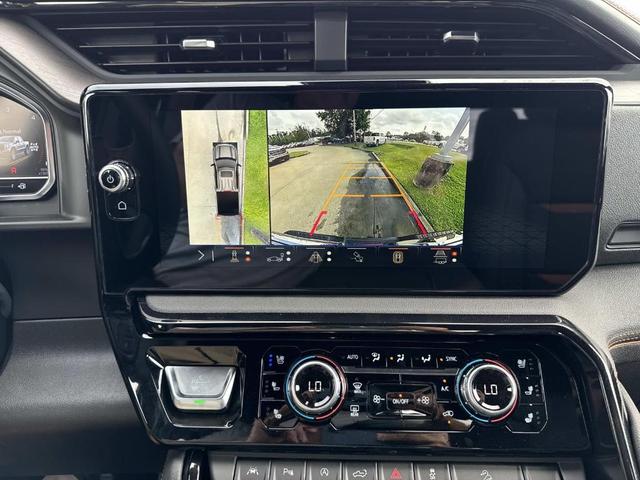 Photo of 2025 Onyx Black GMC Sierra 1500