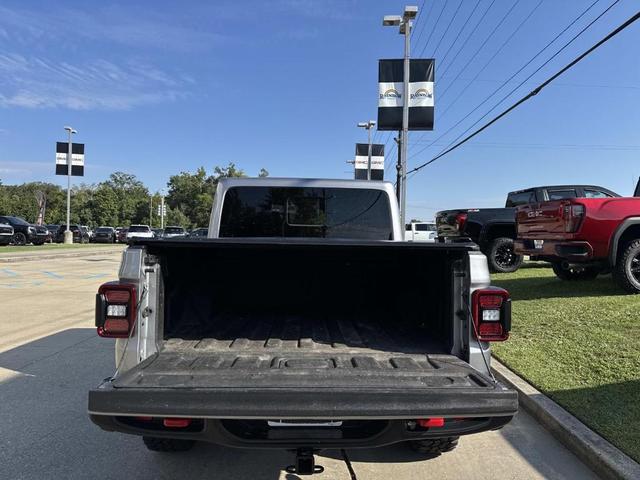 Photo of 2020 Billet Silver Metallic Clearcoat Jeep Gladiator