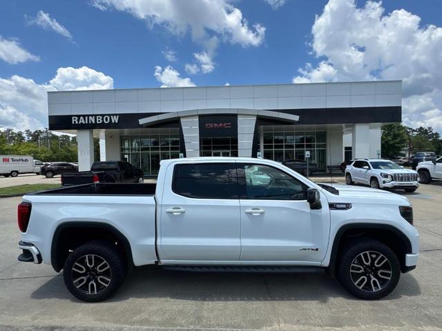 Photo of 2022 Summit White GMC Sierra 1500