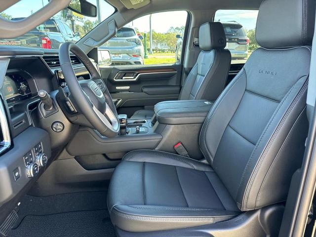 Photo of 2025 Onyx Black GMC Sierra 1500