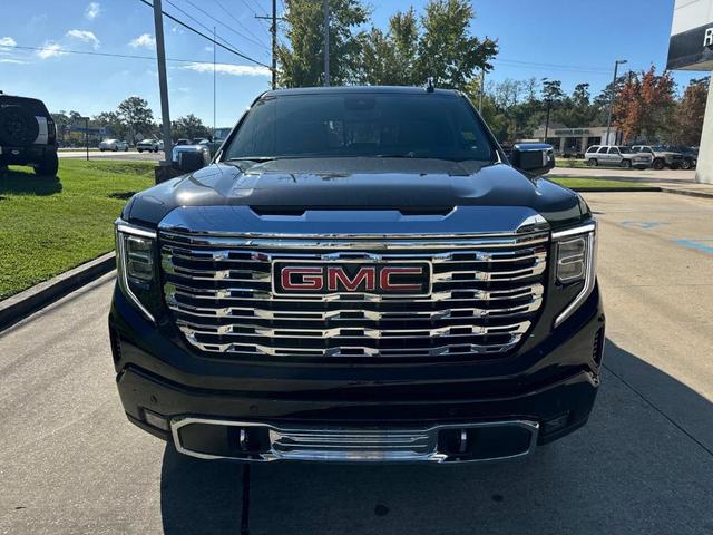 Photo of 2025 Onyx Black GMC Sierra 1500