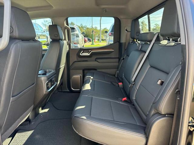 Photo of 2025 Onyx Black GMC Sierra 1500