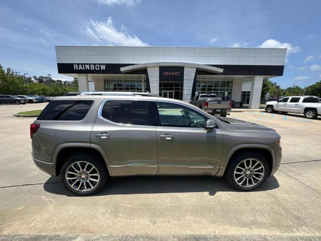2022 GMC Acadia