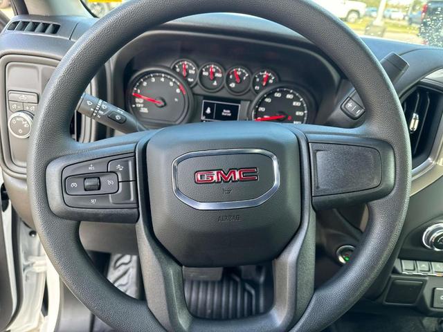Photo of 2025 Summit White GMC Sierra 1500