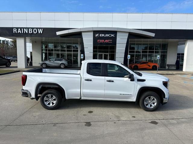 Photo of 2025 Summit White GMC Sierra 1500