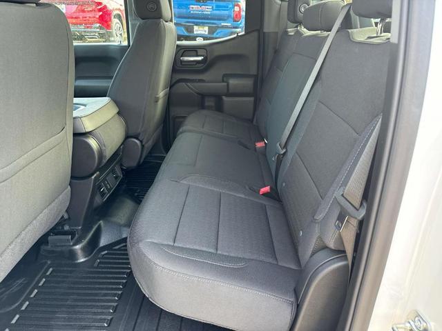 Photo of 2025 Summit White GMC Sierra 1500