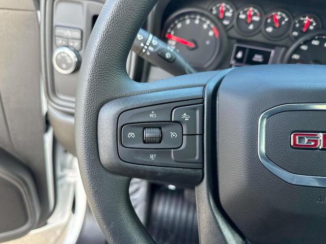 Photo of 2025 Summit White GMC Sierra 1500