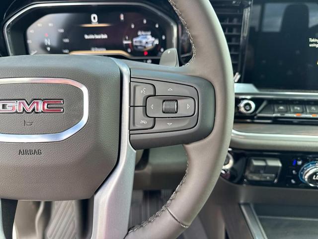 Photo of 2025 Summit White GMC Sierra 1500