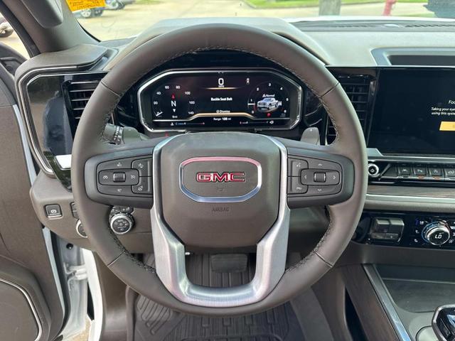 Photo of 2025 Summit White GMC Sierra 1500