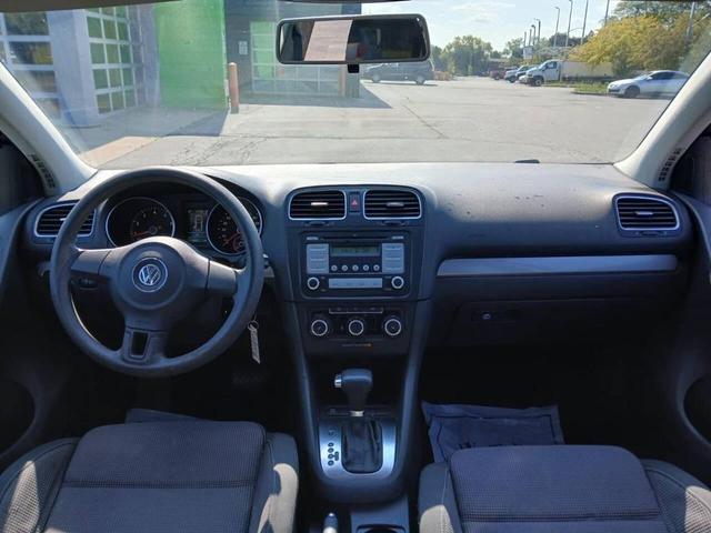 Photo of 2010 Black Volkswagen Golf