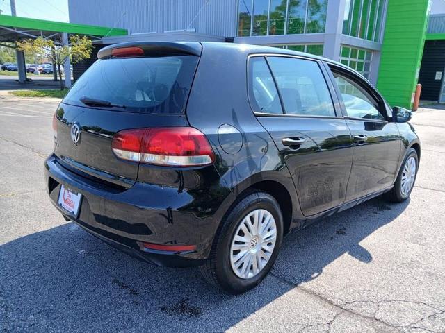Photo of 2010 Black Volkswagen Golf