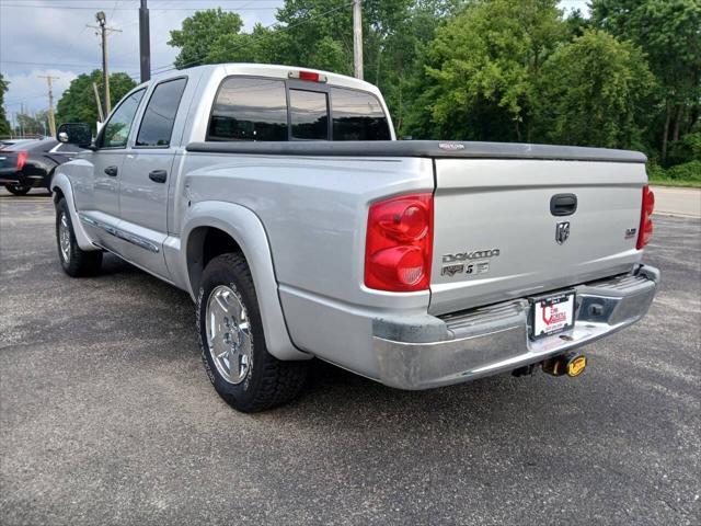 Photo of 2005 Silver Dodge Dakota