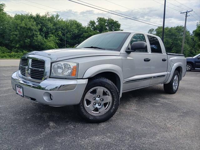 Photo of 2005 Silver Dodge Dakota