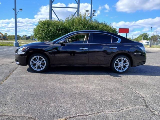 Photo of 2013 Purple Nissan Maxima