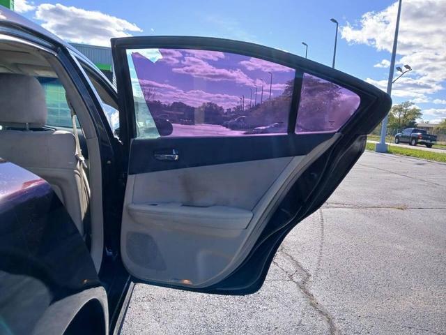 Photo of 2013 Purple Nissan Maxima