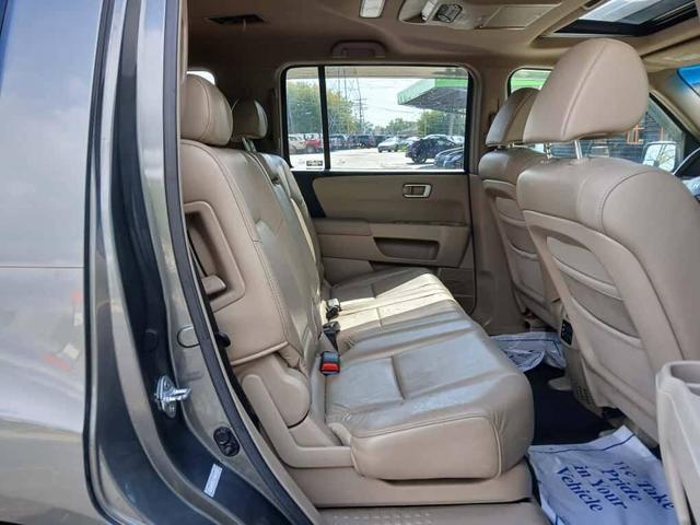 Photo of 2009 Gray Honda Pilot