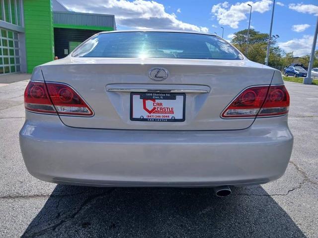 Photo of 2005 Silver Lexus ES 330
