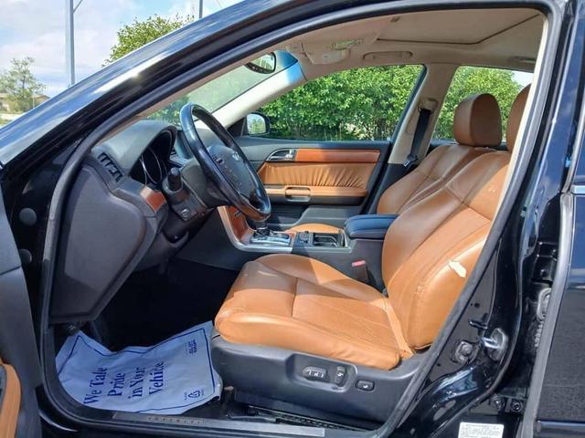 Photo of 2006 Black INFINITI M35
