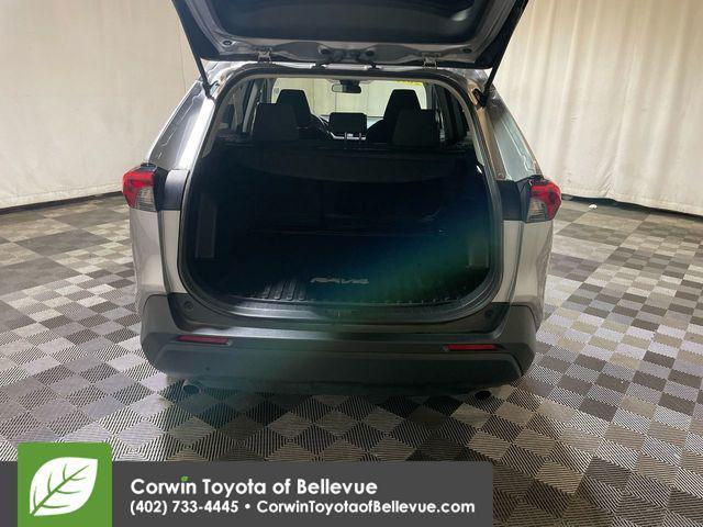 Photo of 2022 Silver Sky Metallic Toyota RAV4
