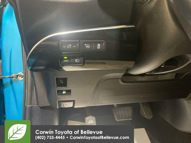 Photo of 2017 Blue Magnetism Toyota Prius Prime