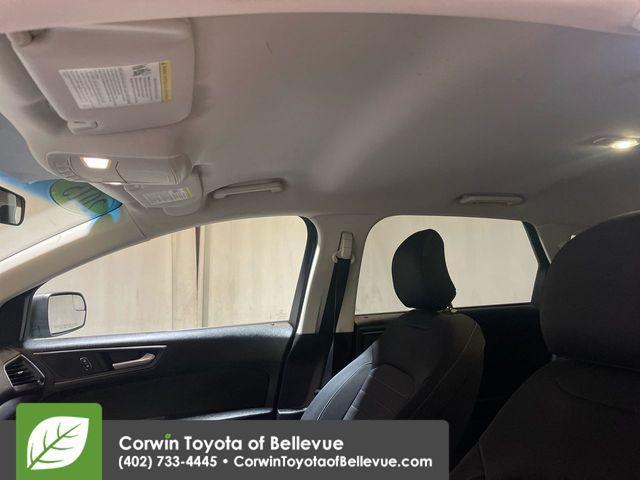 Photo of 2015 Magnetic Metallic Ford Edge