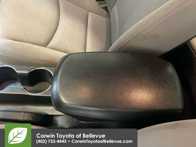 Photo of 2013 Titanium Gray Metallic Hyundai ELANTRA