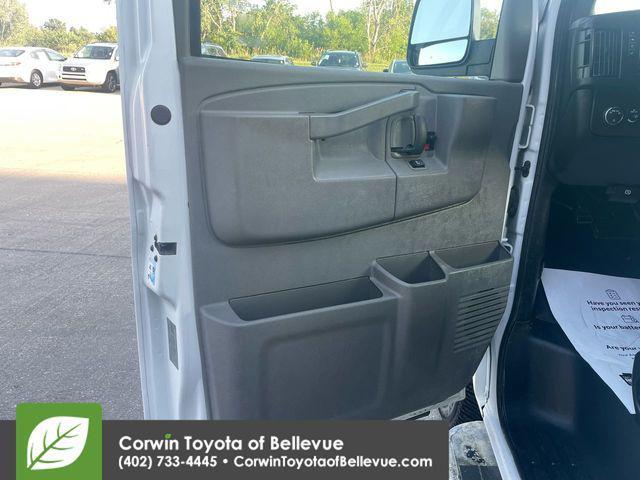Photo of 2019 Summit White GMC Savana 2500