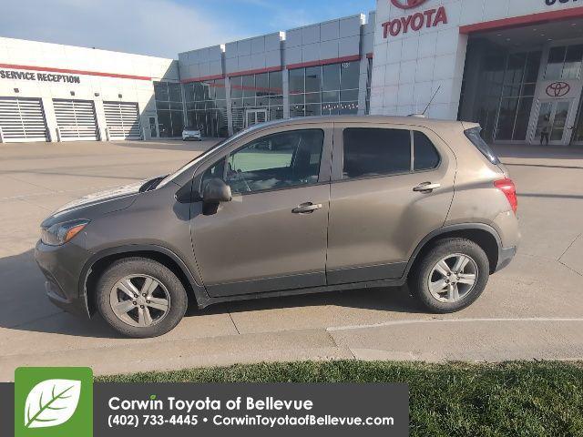 Photo of 2020 Stone Gray Metallic Chevrolet Trax
