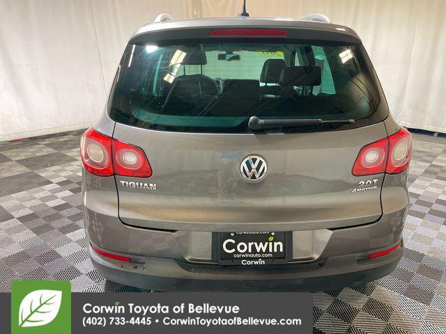 Photo of 2011 Alpine Gray Metallic Volkswagen Tiguan