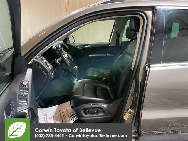 Photo of 2011 Alpine Gray Metallic Volkswagen Tiguan
