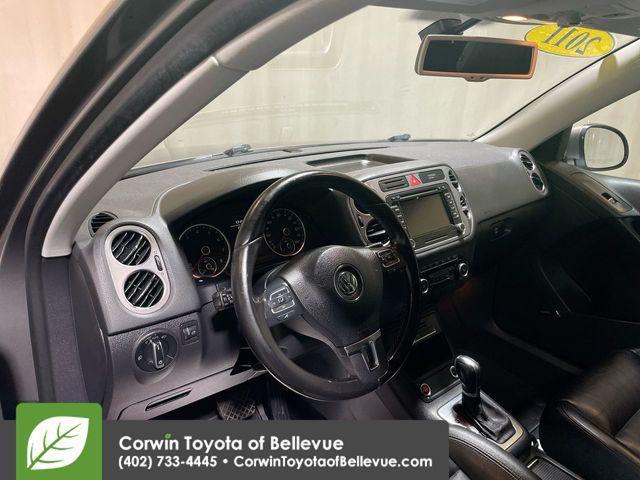 Photo of 2011 Alpine Gray Metallic Volkswagen Tiguan