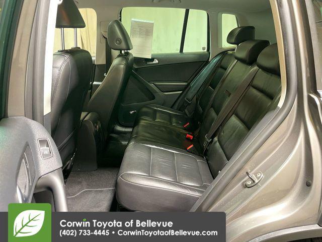 Photo of 2011 Alpine Gray Metallic Volkswagen Tiguan